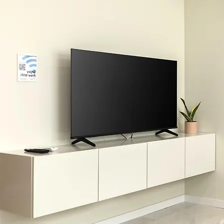 41 - Private Airport, Beach&city Center Pensión 4*
