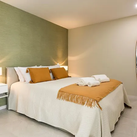 Guest house 41 - Private Airport, And Center *